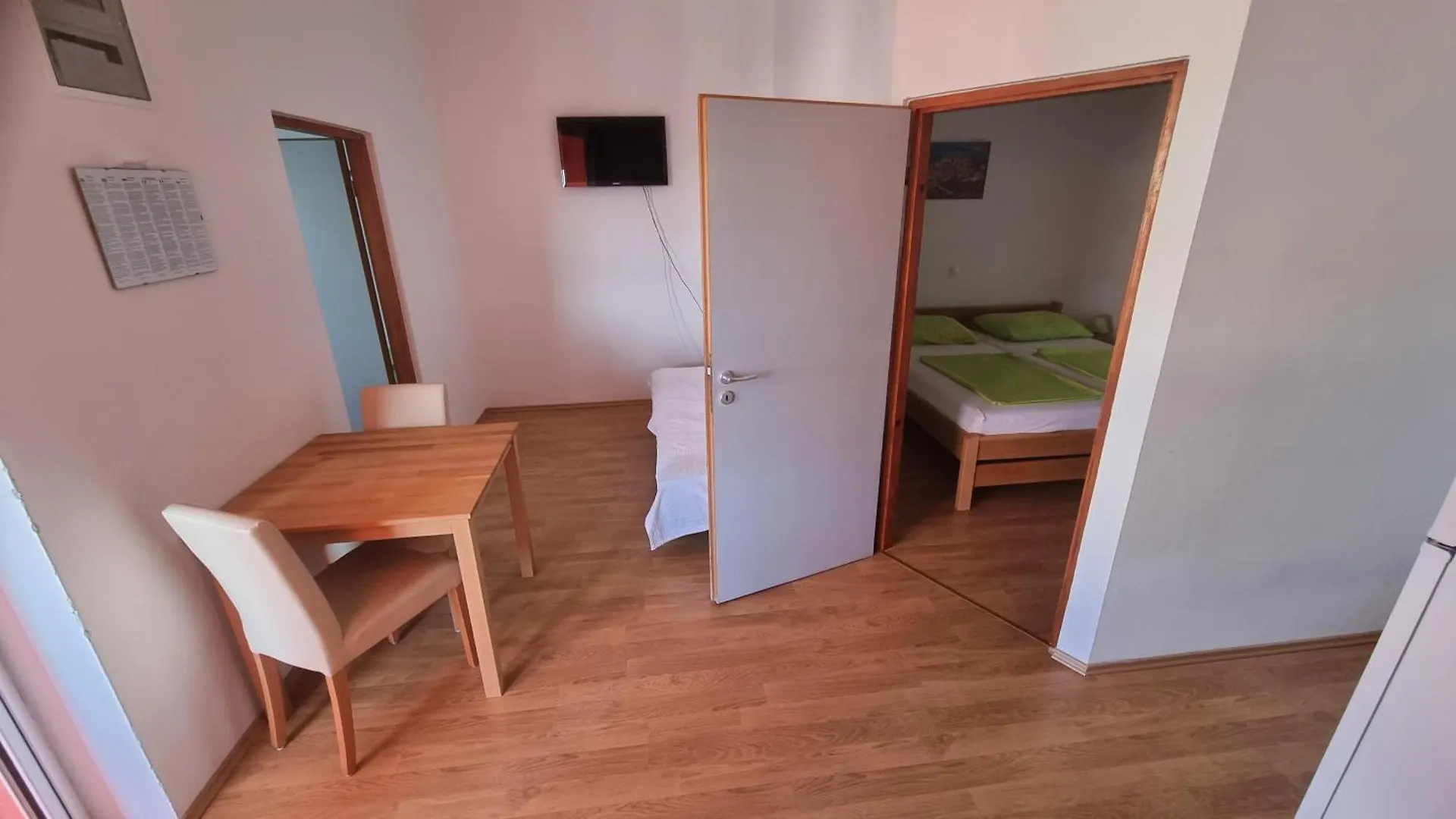 Apartament Haus Zarko Vir 0*,
