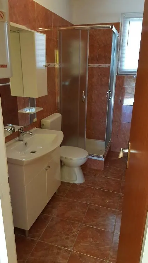 Apartament Haus Zarko Vir