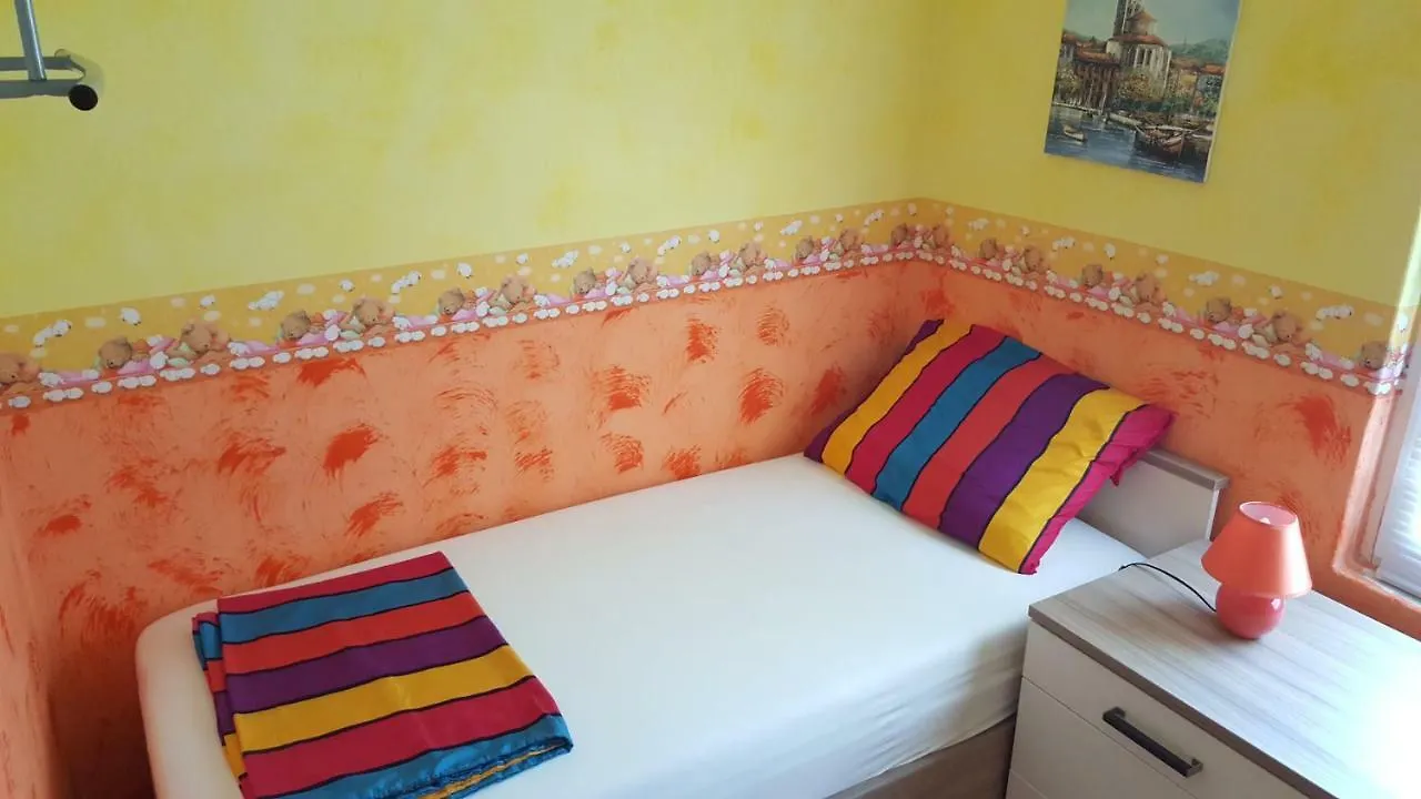 Apartament Haus Zarko Vir