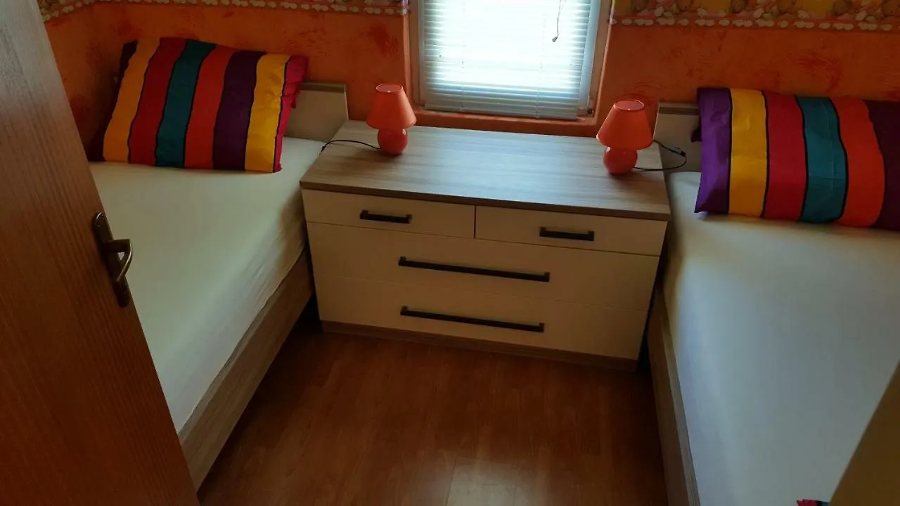 Apartament Haus Zarko Vir